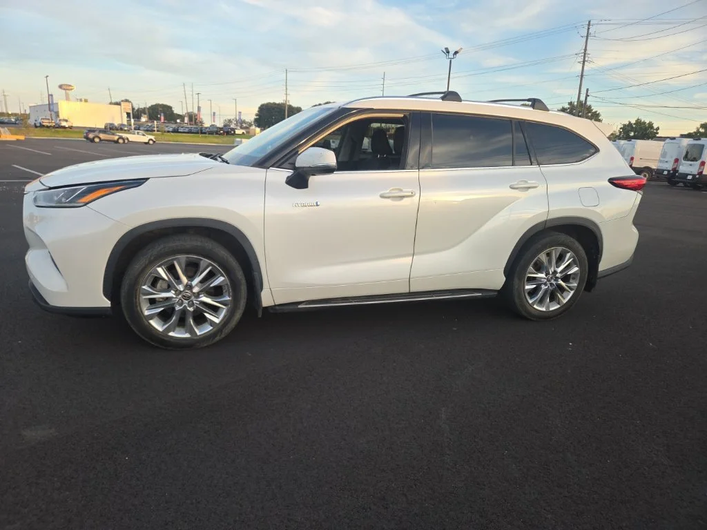 Used 2020 White Toyota Limited image 6