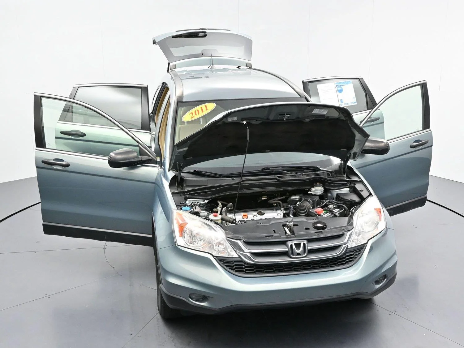 Used 2011 Opal Sage Metallic Honda SE image 38