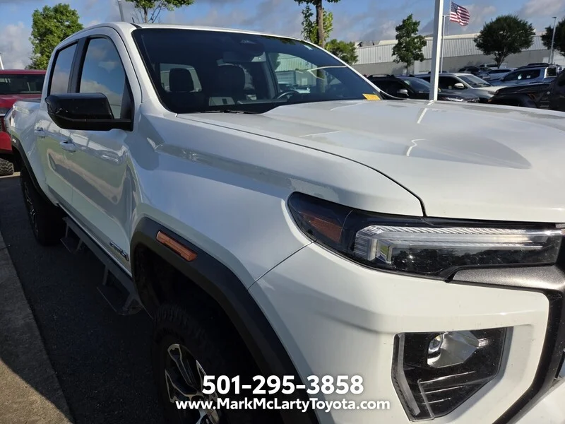 Used 2023 Summit White GMC AT4 image 4