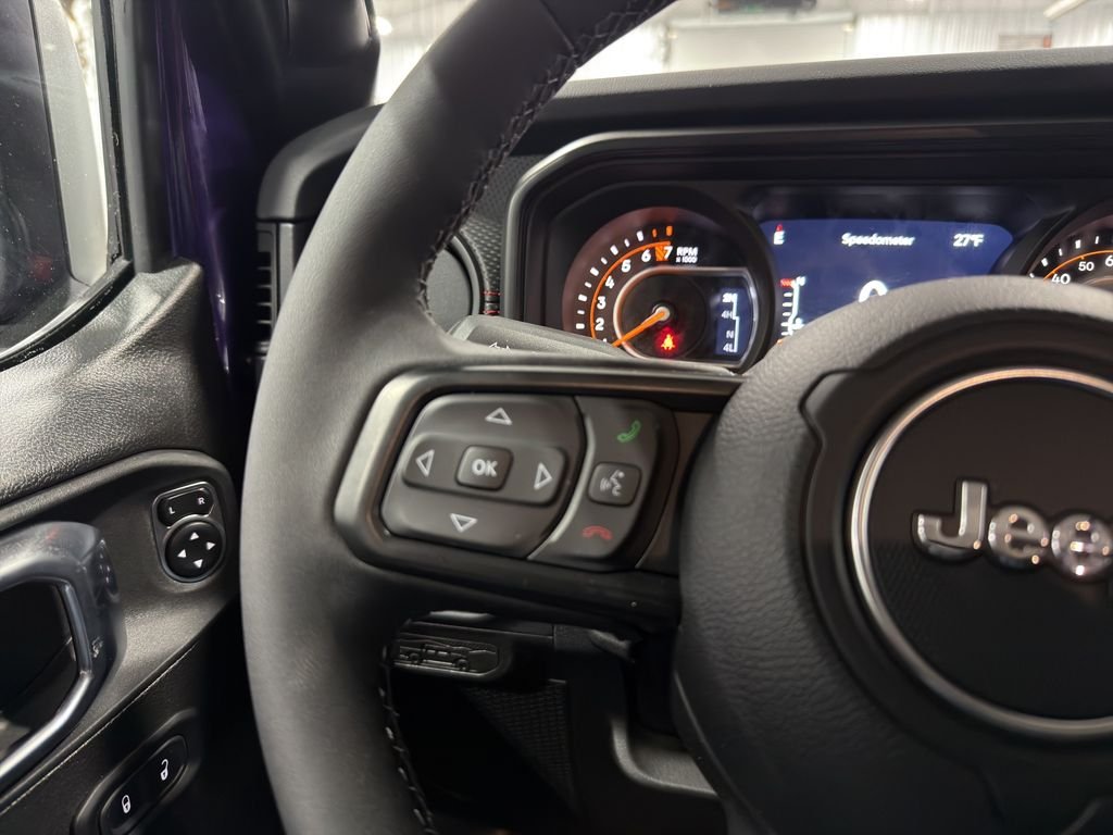 New 2026 Reign Jeep Rubicon image 25