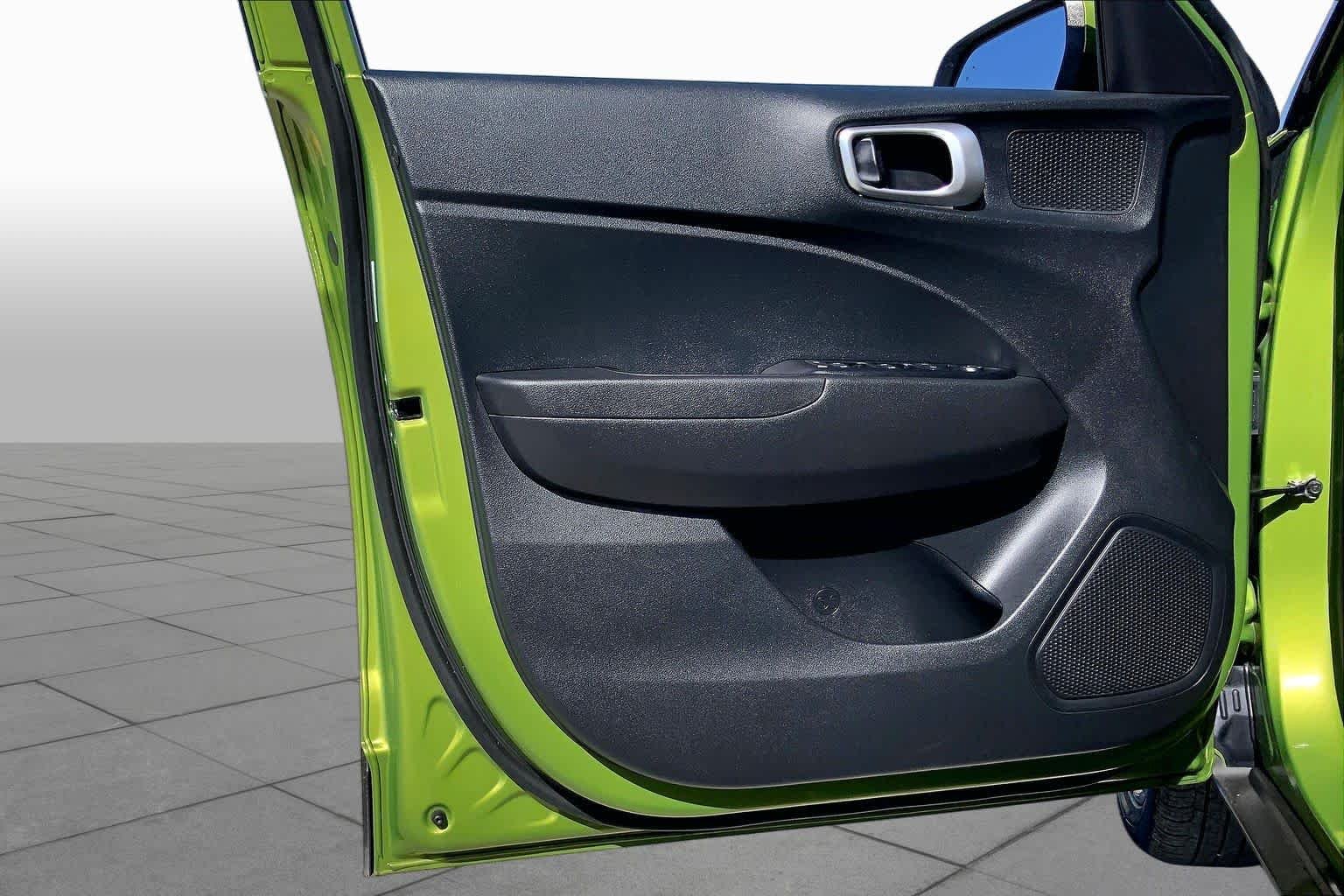 Used 2023 Green Apple Hyundai SEL image 21