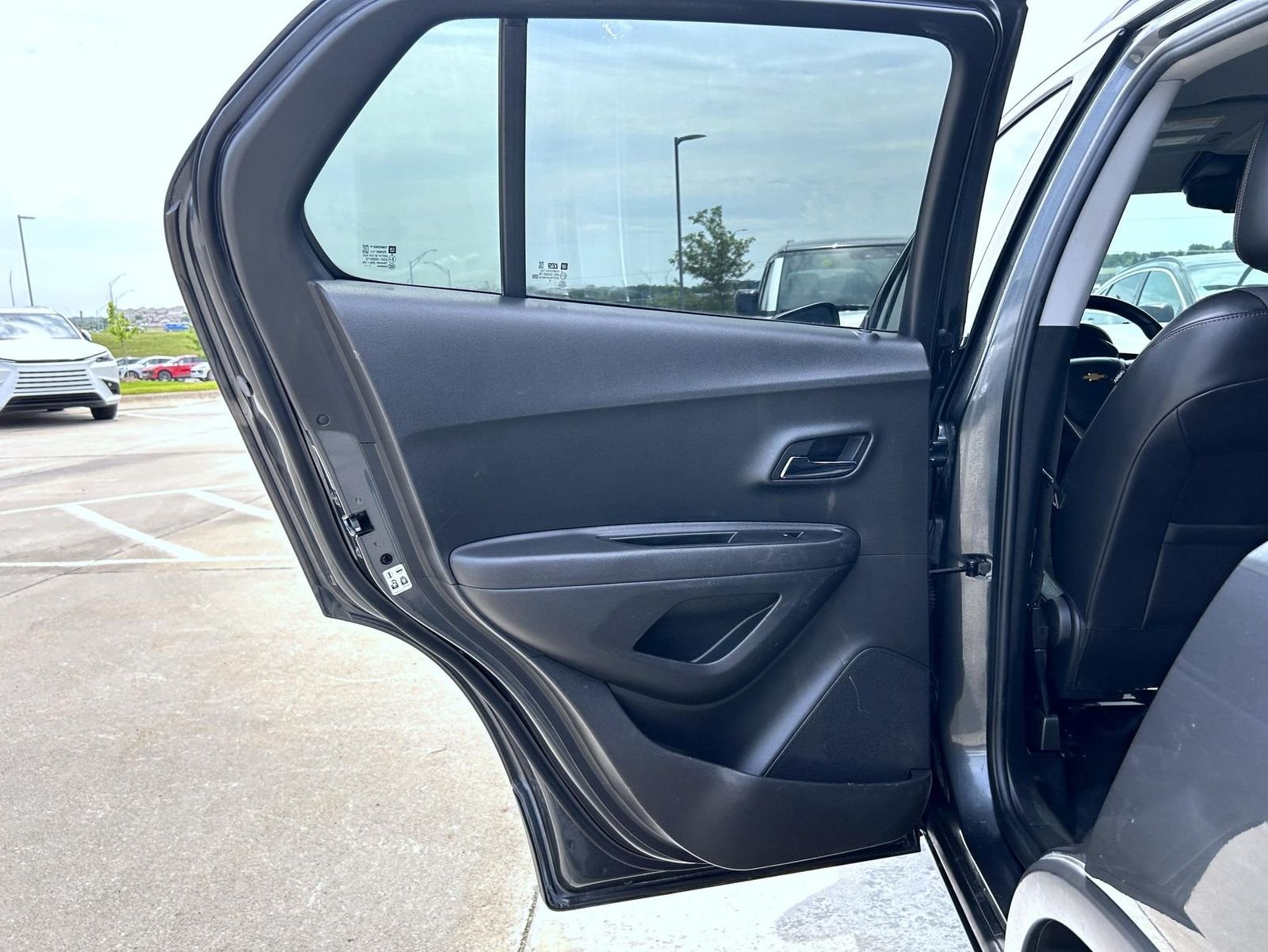 Used 2018 Gray Chevrolet LT image 20