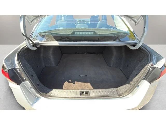 Used 2025  Nissan SV image 31