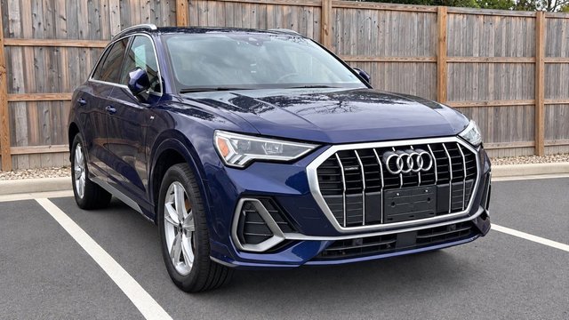 2022 Audi Q3 Premium Plus
