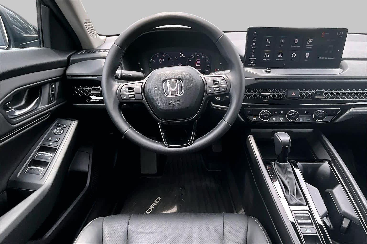 Used 2024 Meteorite Gray Metallic Honda EX-L image 6