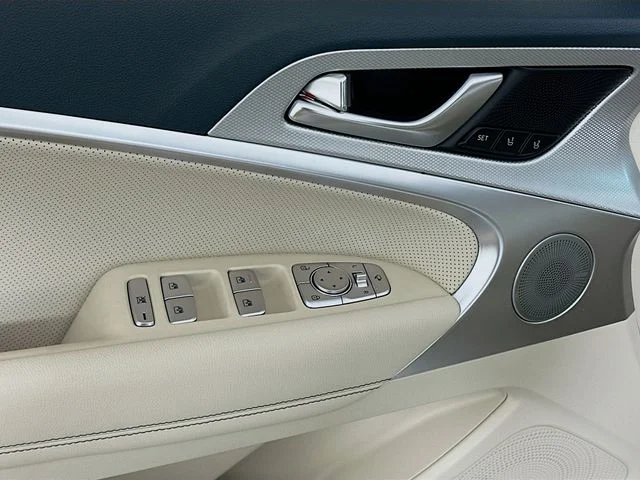 New 2026 White Genesis 2.5T Prestige image 11