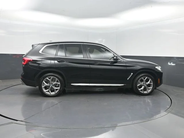 Used 2023 Black BMW xDrive30i image 29