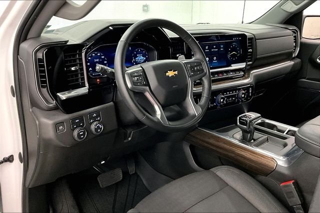 2023 Chevrolet Silverado 1500 LT - Photo 17