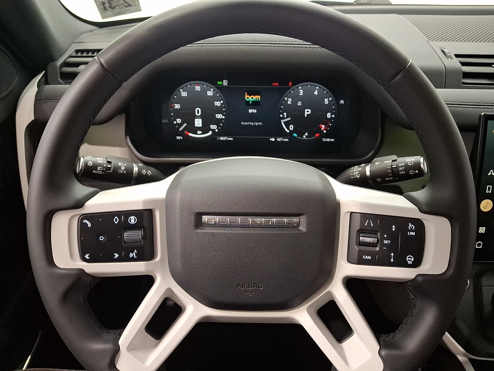 Certified Used 2026 Woolstone Green Metallic Land Rover X-Dynamic SE image 20