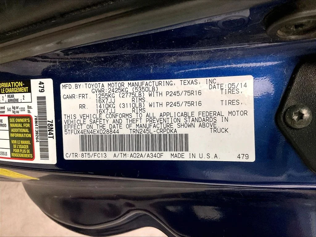 Used 2014 Blue Toyota Base image 40