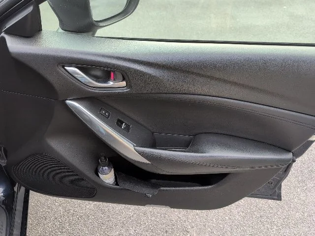 Used 2017 Blue Mazda Touring image 11