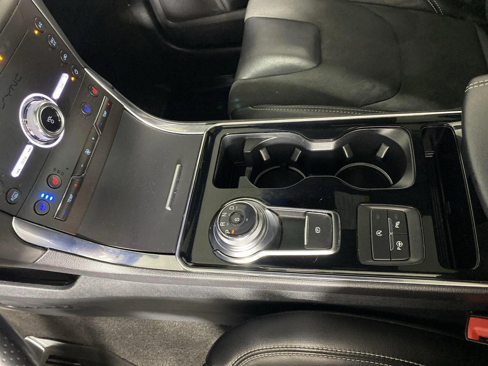 Used 2020 Agate Black Ford ST image 23