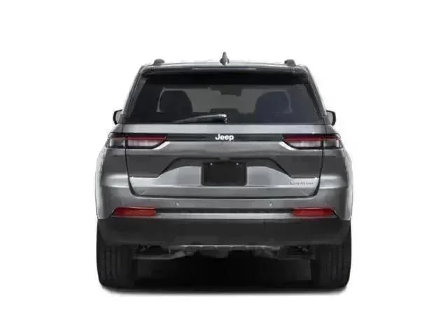 New 2026 Baltic Gray Metallic Clearcoat Jeep Limited image 5