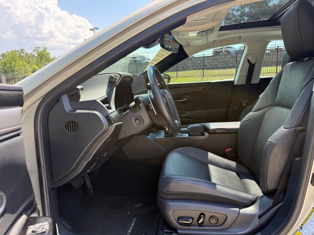 Used 2022 Beige Lexus 350 image 22