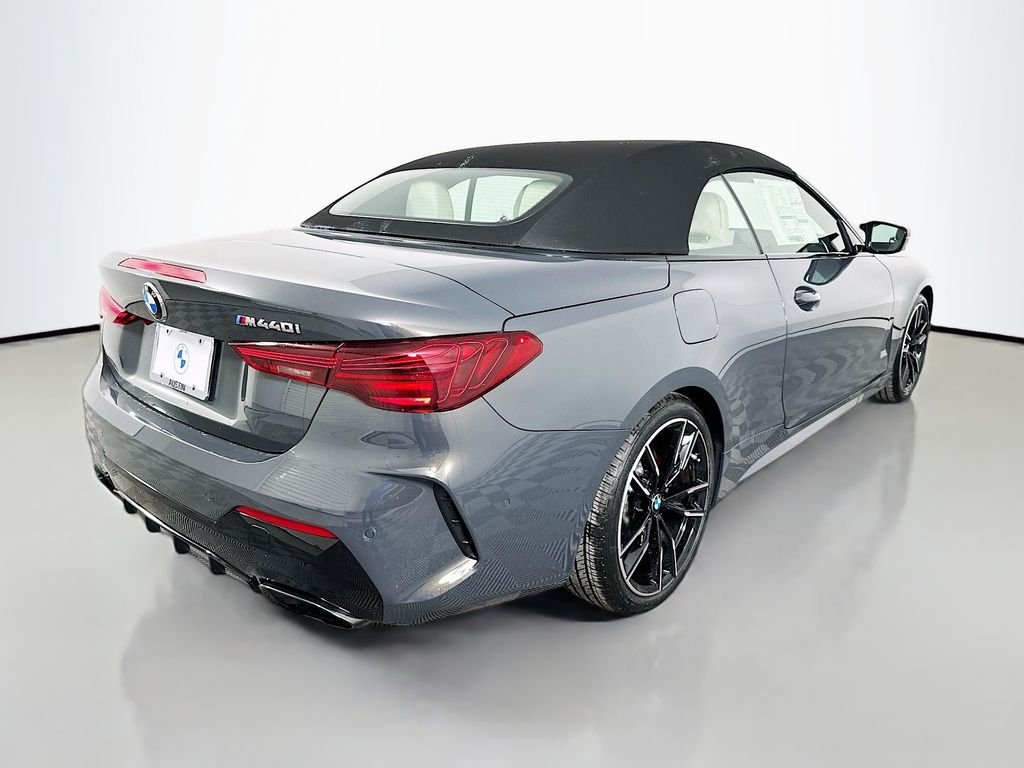 New 2026 Dravit Grey Metallic BMW M440i image 5