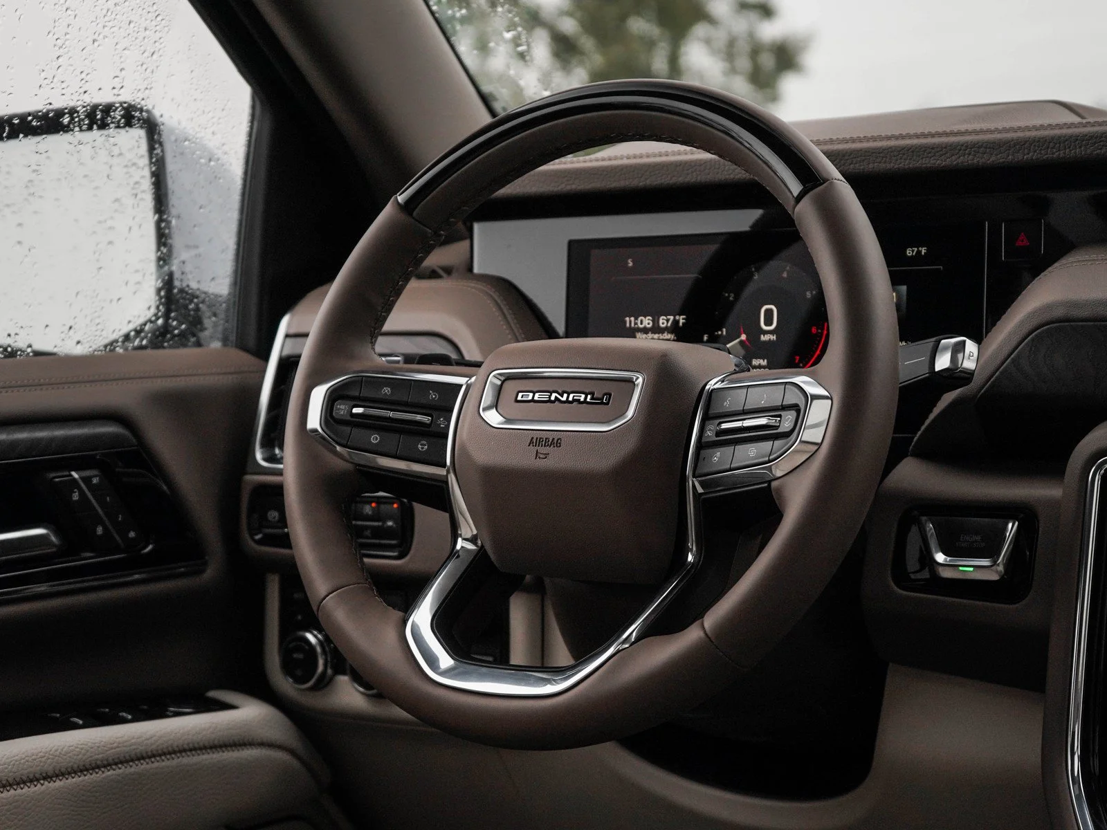 2026 GMC Yukon Denali - Photo 17