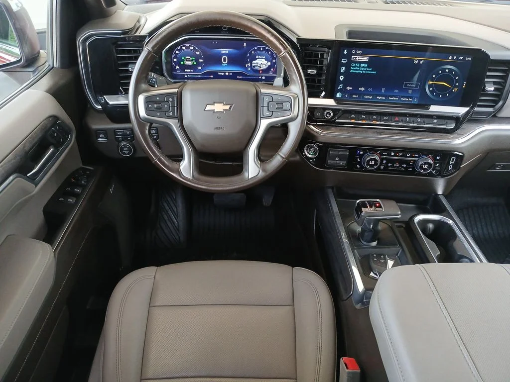 2023 Chevrolet Silverado 1500 LTZ - Photo 12