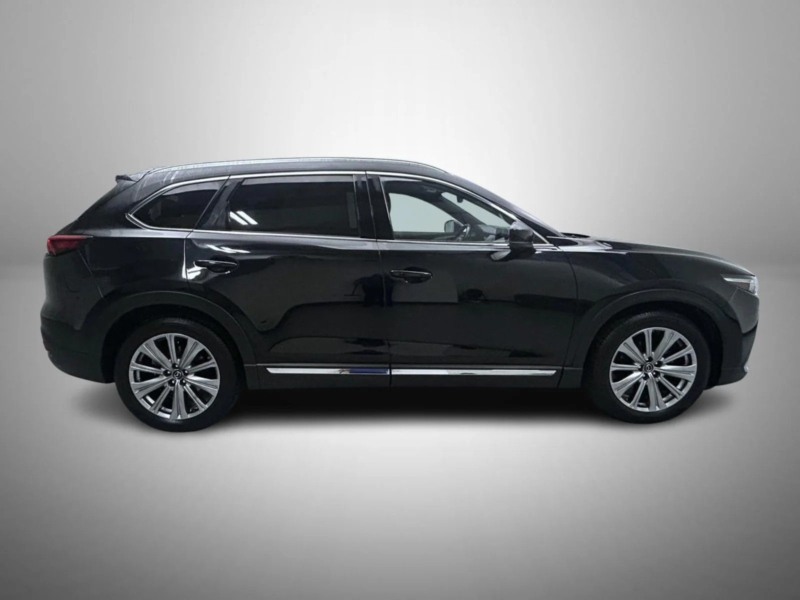 Certified Used 2022 Black Mazda Signature image 4
