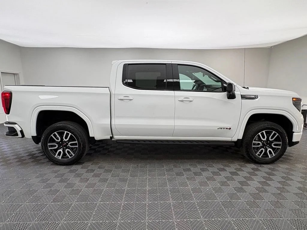 Used 2024 Summit White GMC AT4 image 6