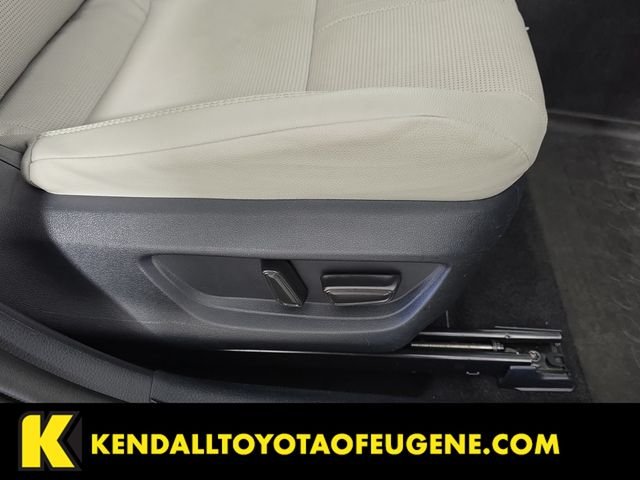 Used 2025 Black Toyota XLE image 29