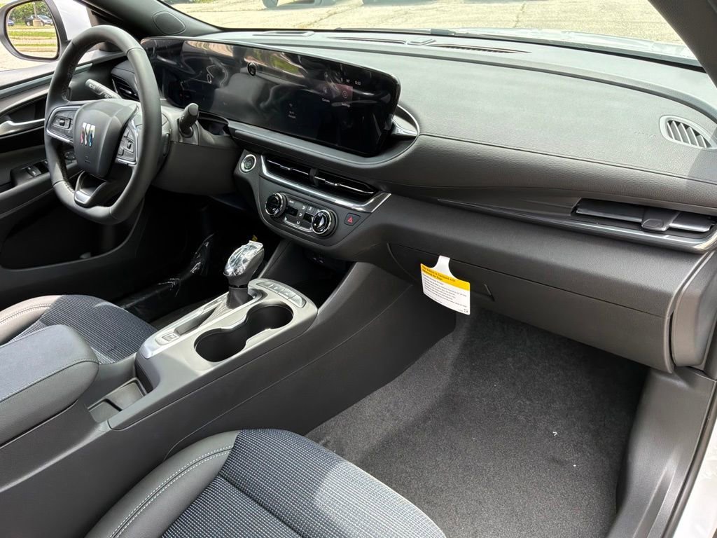 New 2026 Summit White Buick Preferred image 31