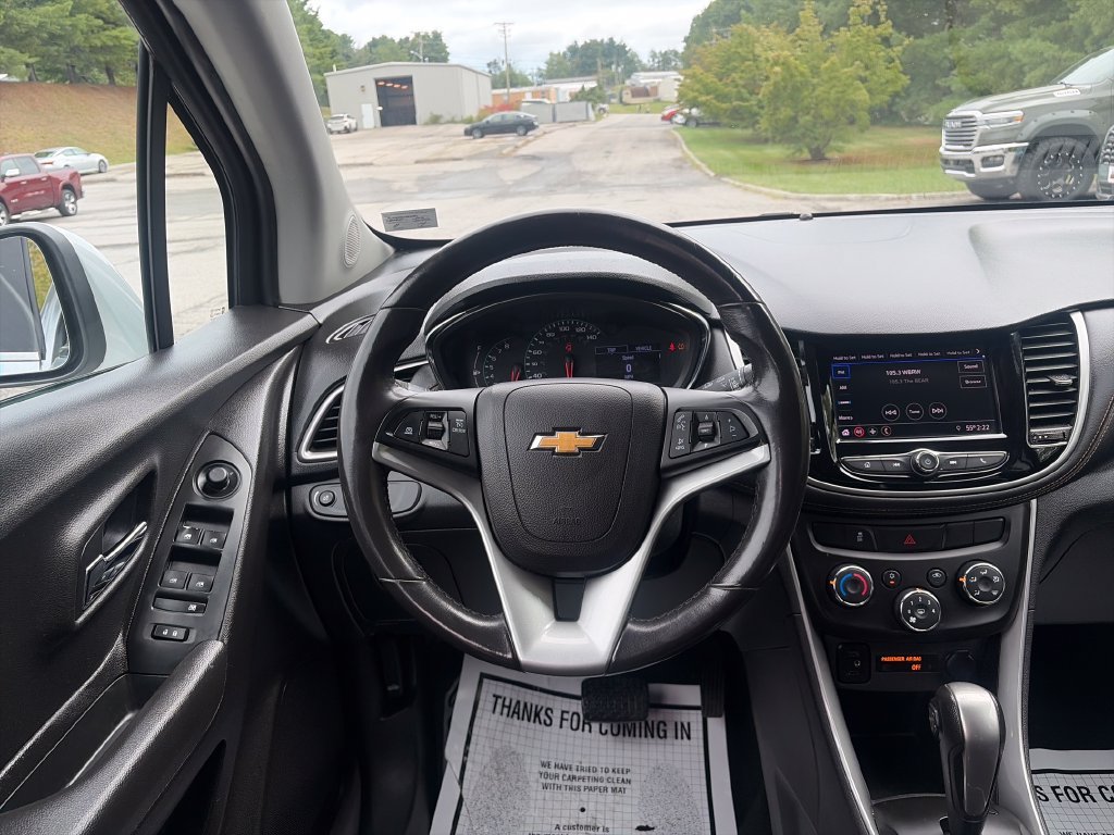 Used 2020 Silver Chevrolet LT image 14