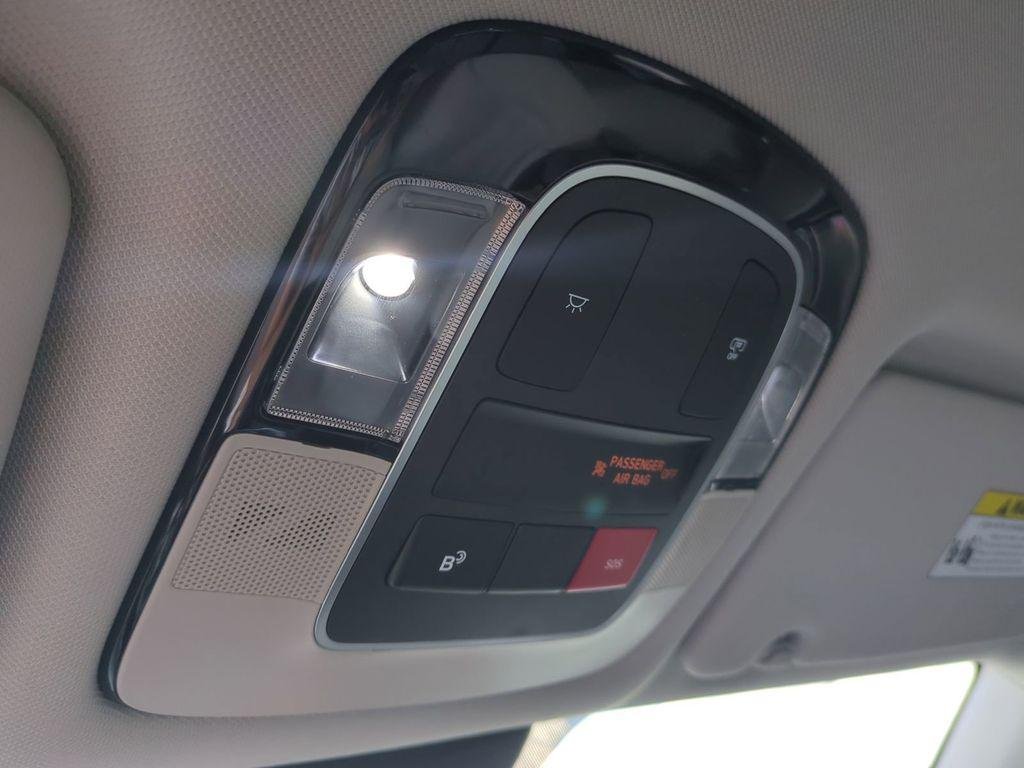 New 2026 White Hyundai SEL AWD image 24