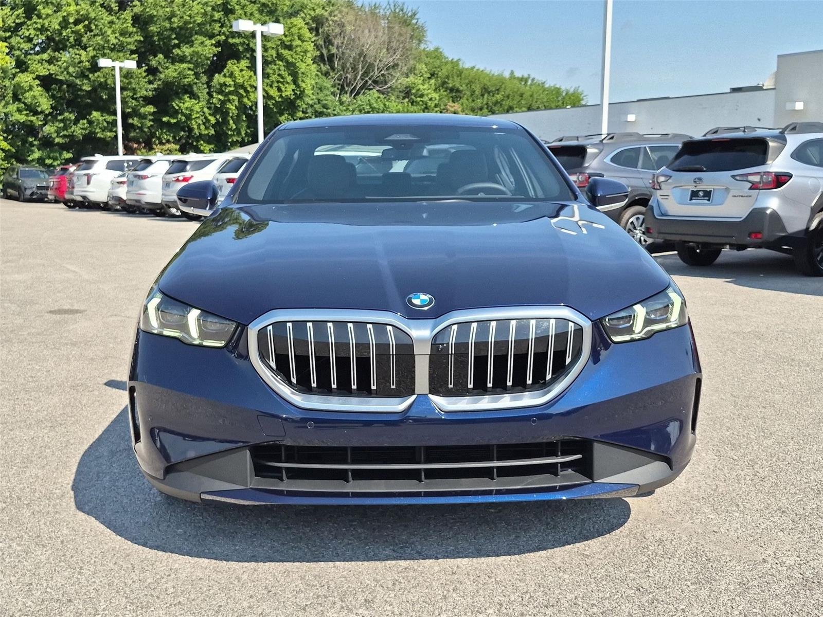 Used 2026 Tanzanite Blue II Metallic BMW 530i xDrive image 8