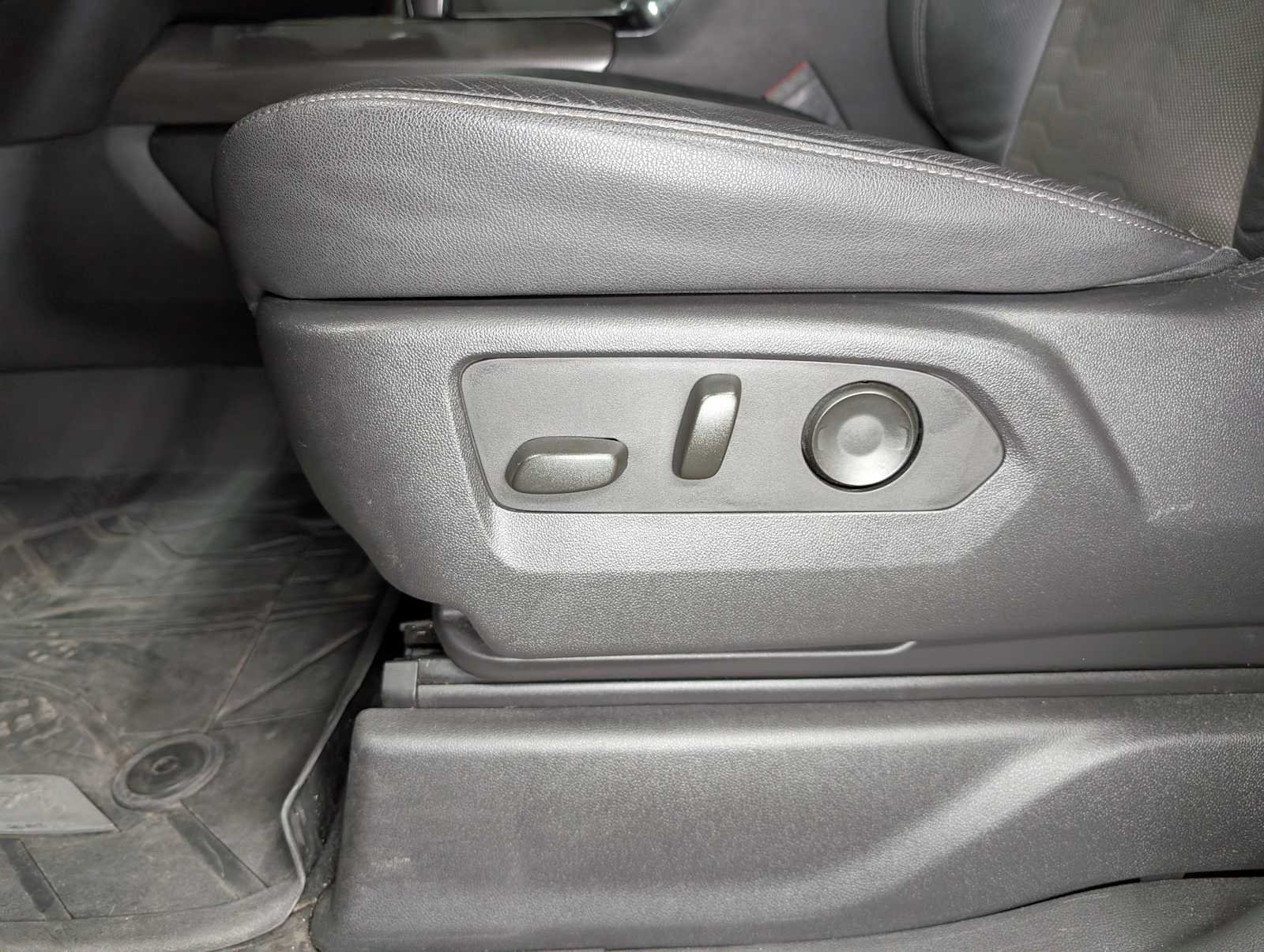 2023 Chevrolet Silverado 1500 ZR2 - Photo 41