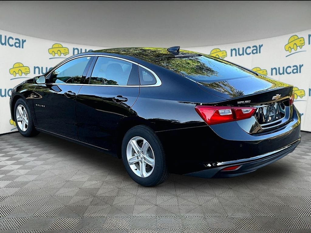 Used 2024 Black Chevrolet LT image 5