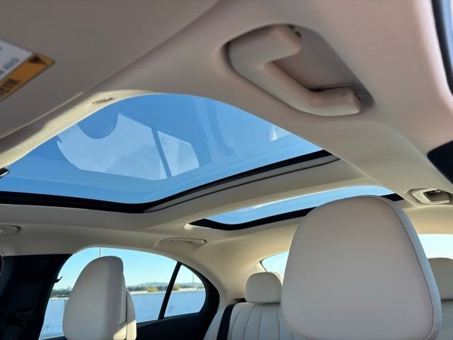 New 2026 Polar White Mercedes-Benz E 350 image 30