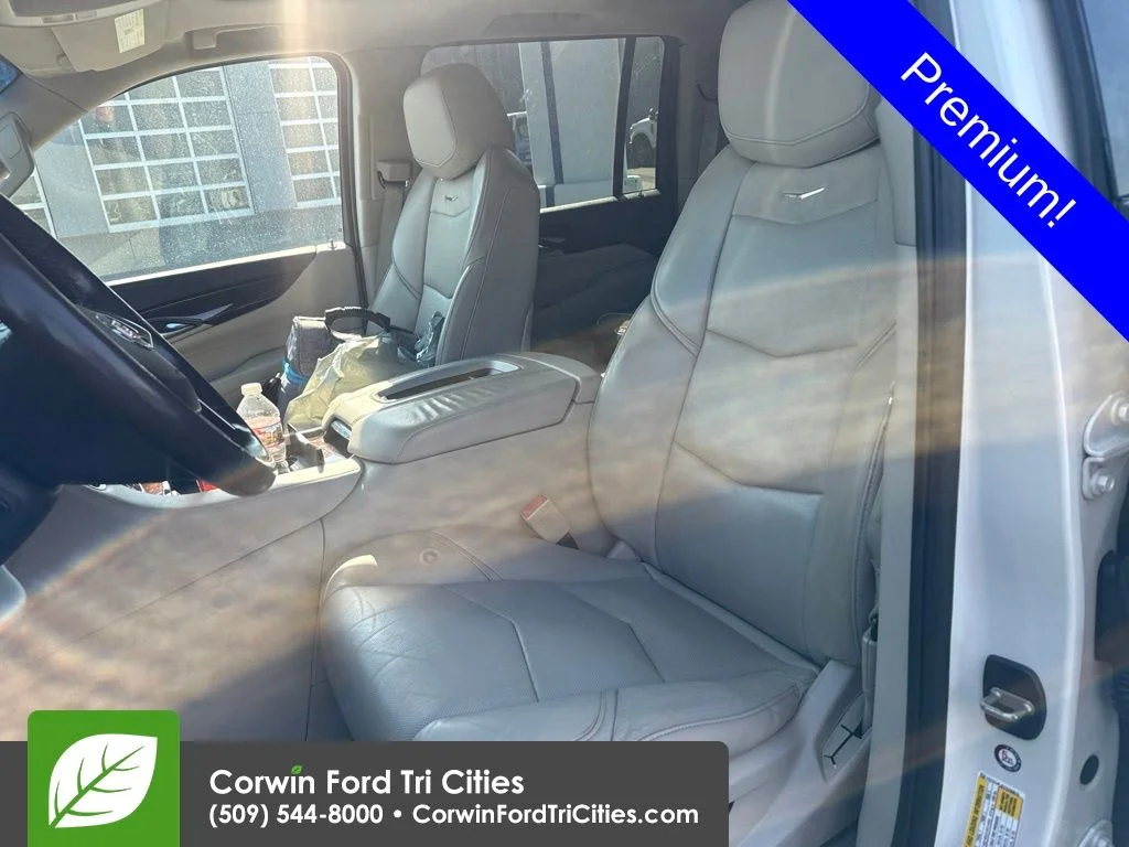 Used 2015 White Cadillac Premium image 11