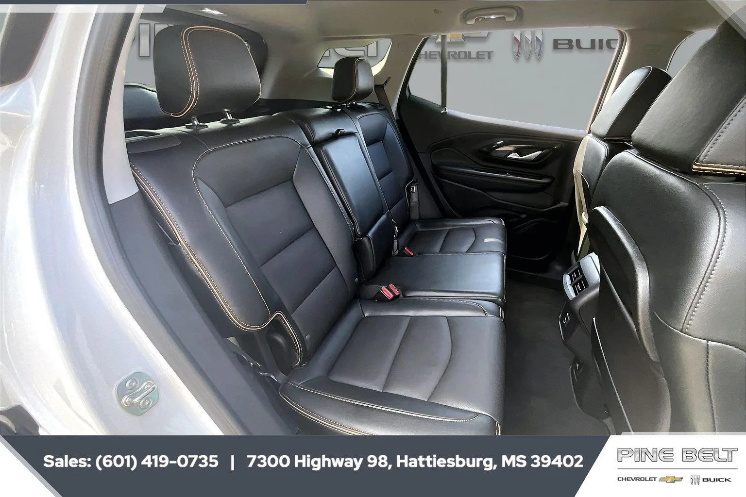 Used 2024 Summit White GMC AT4 image 20