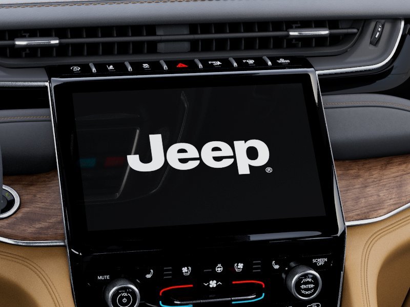 New 2025 Bright White Clear-Coat Exterior Paint Jeep Summit Reserve image 10