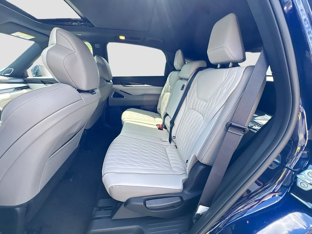 New 2027 GRAND BLUE INFINITI Autograph AWD image 26