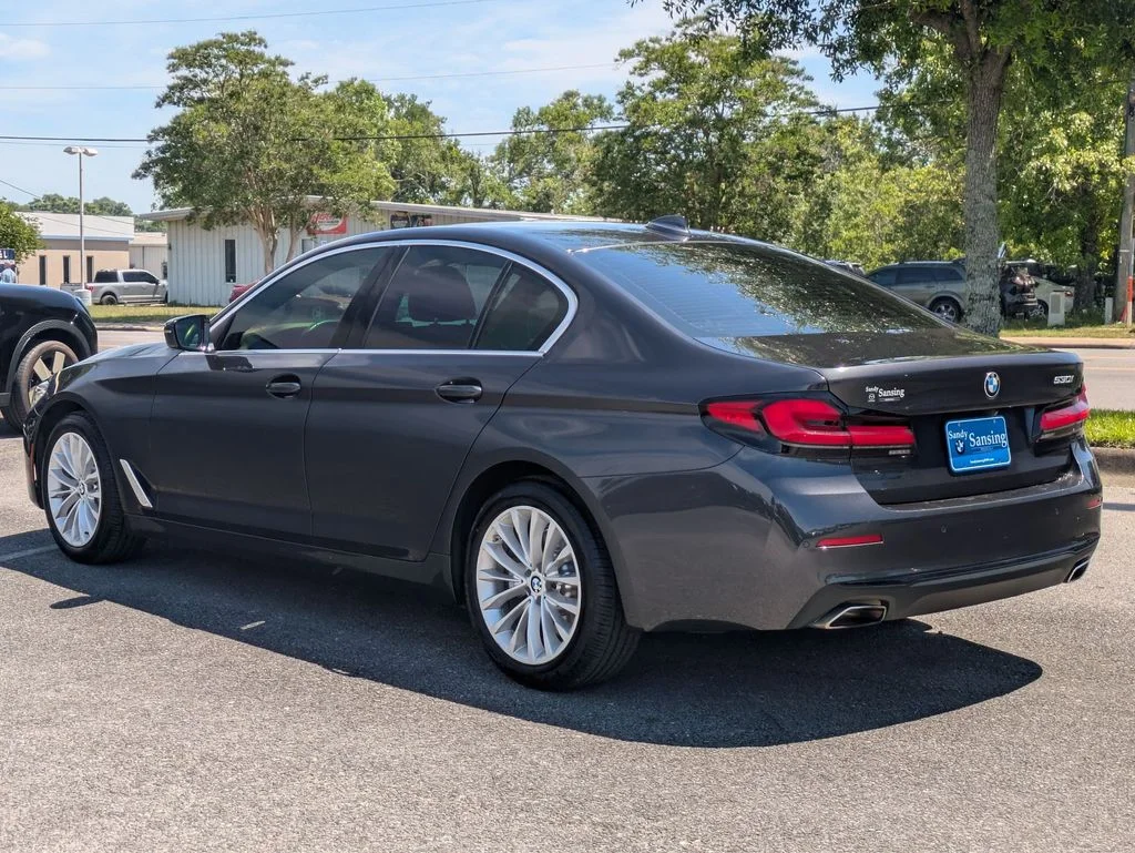 Used 2023 Gray BMW 530i image 3