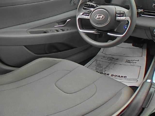Used 2025 Gray Hyundai SE image 38
