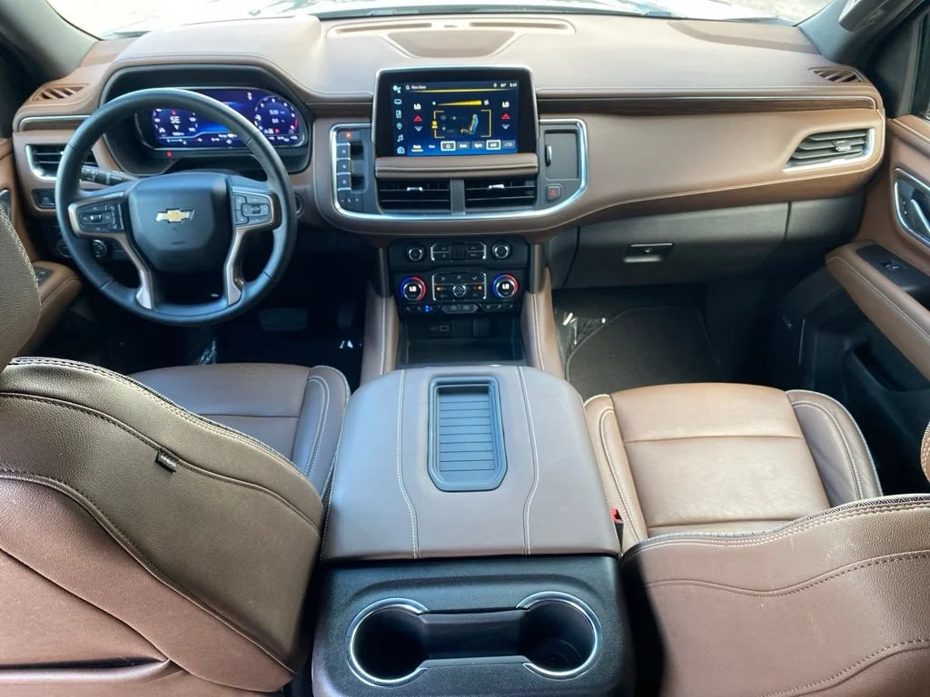 Used 2024 Silver Sage Metallic Chevrolet High Country image 17