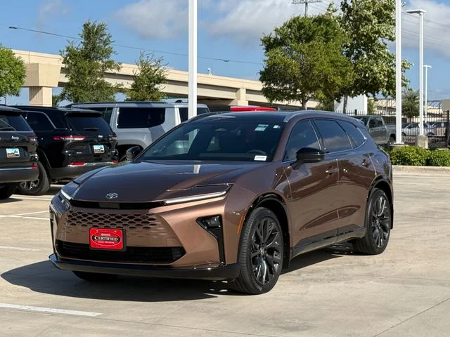 Certified Used 2025 BRONZE AGE Toyota Limited image 6