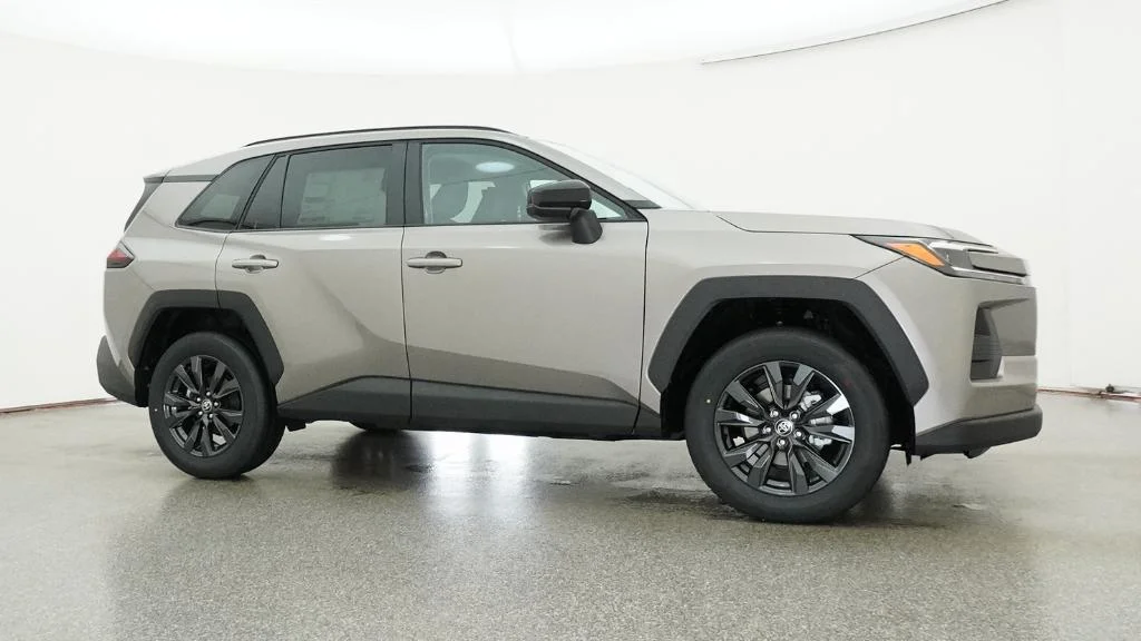 New 2026 Meteor Shower Toyota XLE Premium image 11