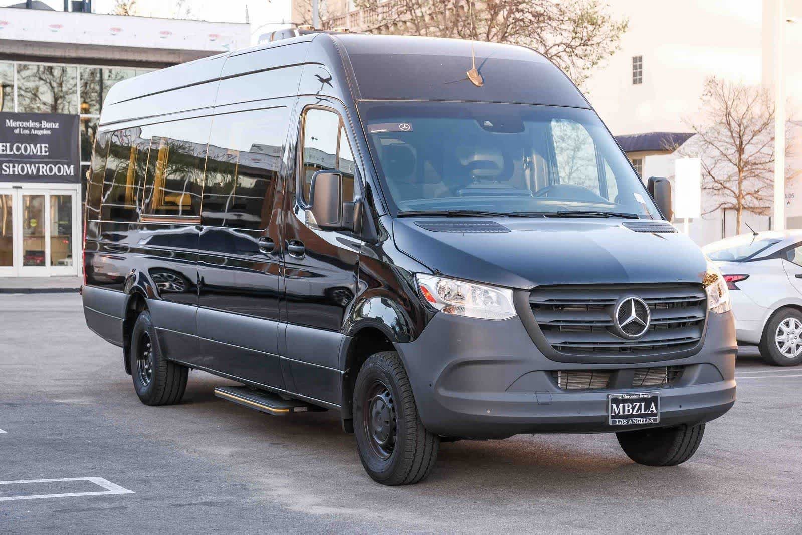 Used 2024 Jet Black Mercedes-Benz Cargo 170 WB image 4