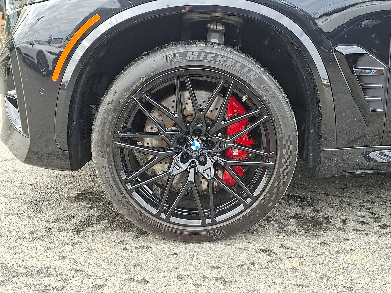 Used 2025 Black Sapphire Metallic - 475 BMW Competition image 16
