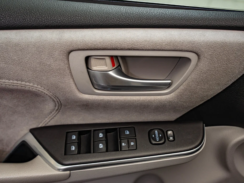 Used 2016 Celestial Silver Metallic Toyota XSE image 25