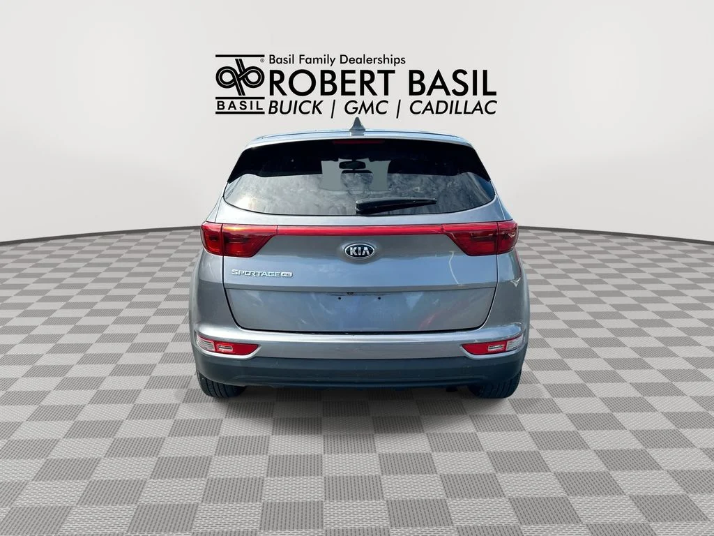 Used 2017 Silver Kia LX image 7