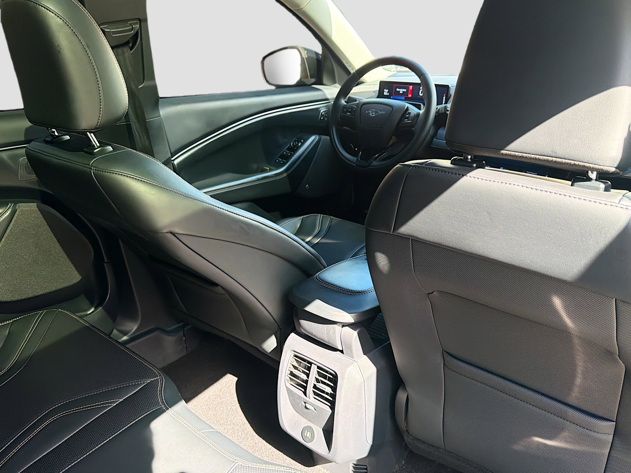 Used 2024 Gray Metallic Ford Premium image 28