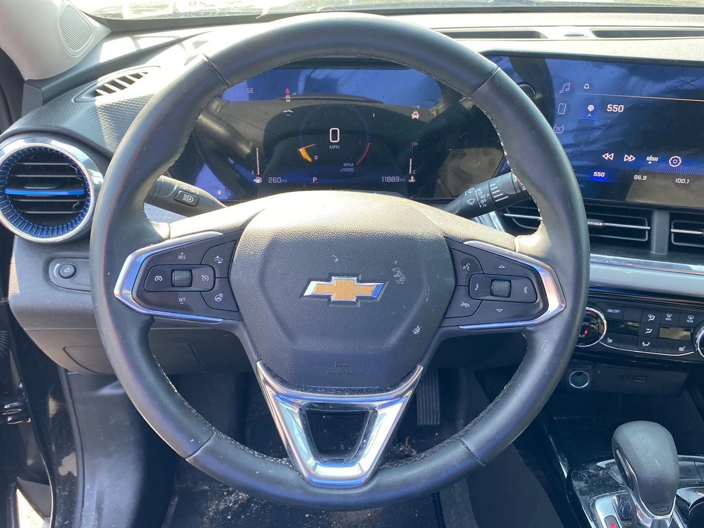 Used 2025 Mosaic Black Metallic Chevrolet LT image 17