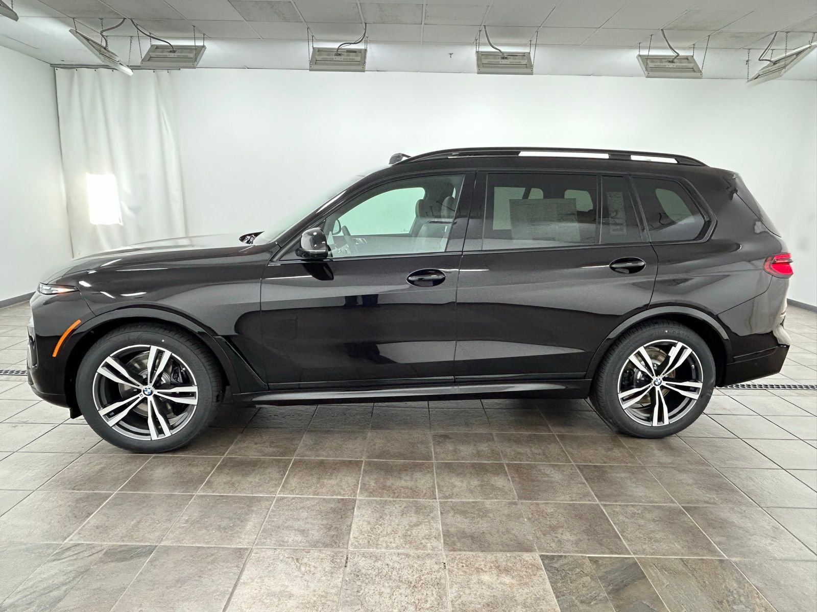New 2026 0490 BMW xDrive40i image 2