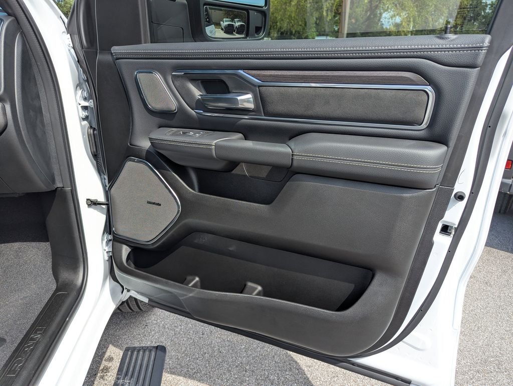 2026 RAM 1500 Laramie - Photo 34