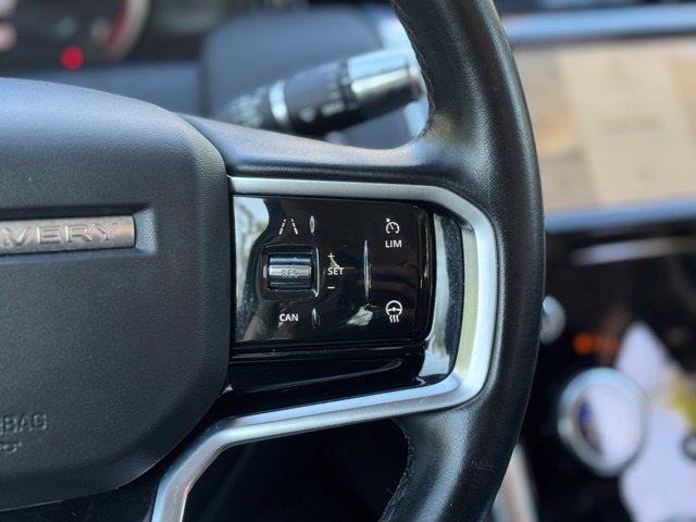 Used 2022 Fuji White Land Rover S image 24