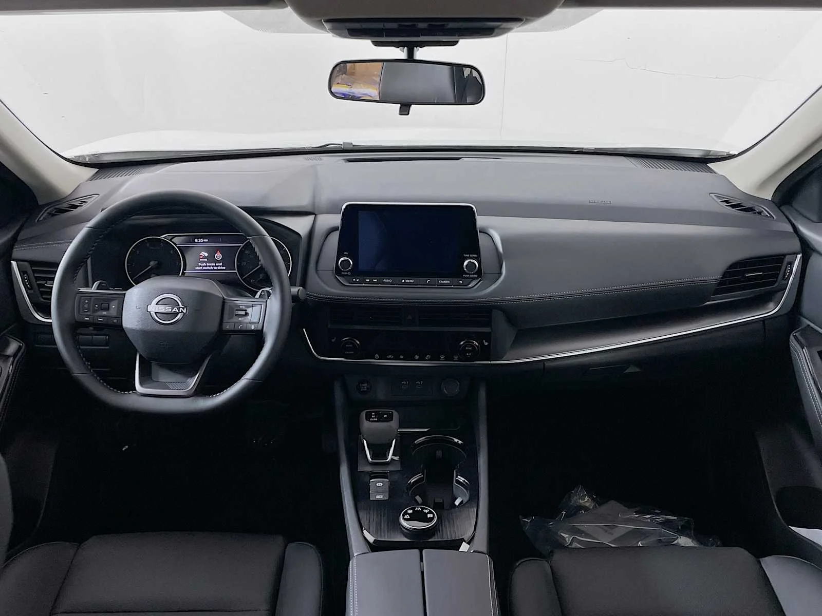 New 2026 Everest White Pearl Tricoat Nissan Dark Armor image 3